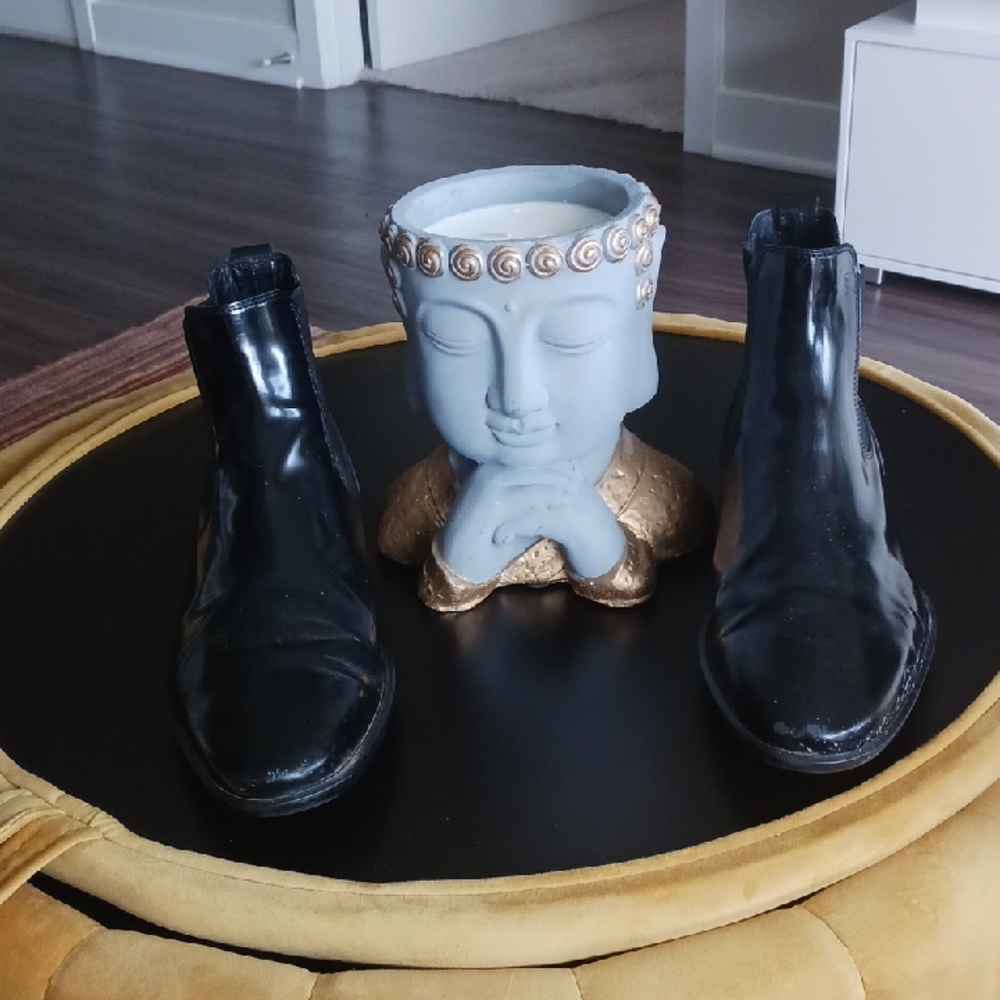 Tod's Black 9.5 Men"s Rain Boots.